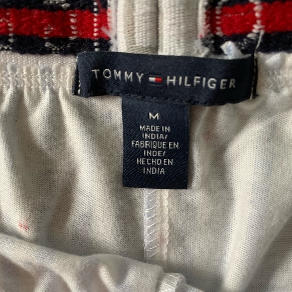 NWT Tommy Hilfiger striped logo-print shorts - Picture 4 of 5